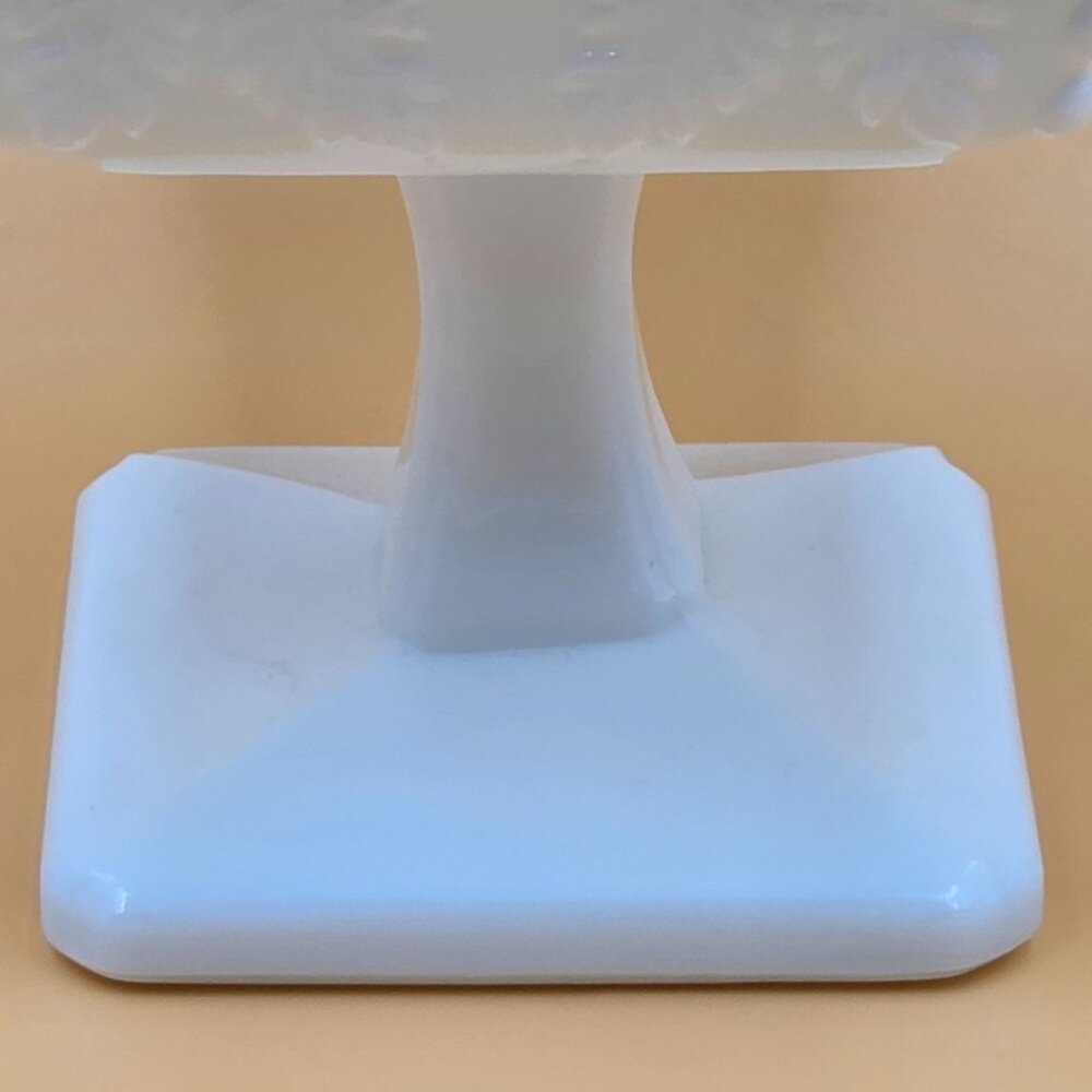 Westmoreland Paneled Grape Milk Glass Square Puff Box Vanity Dish - Picture 3 of 6